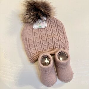 NWT, Charming Taupe / Mauve Knit Beanie and Bootie Sock Set, 0-6 Months.